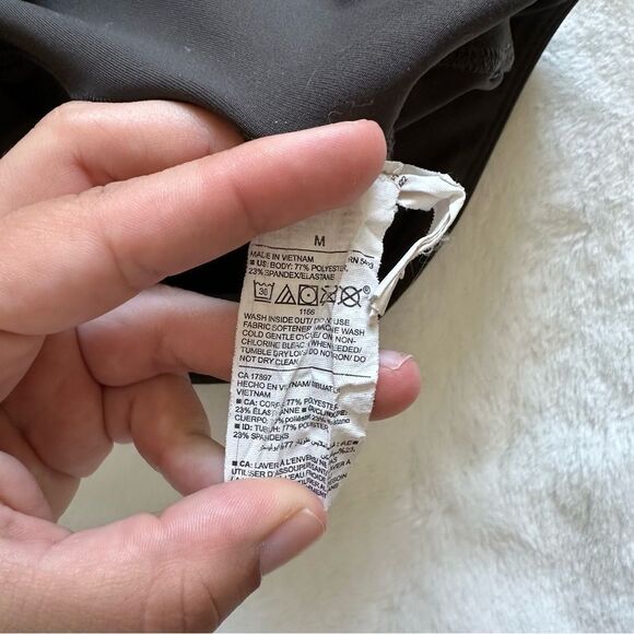 Old Navy Active Powersoft Joggers Women’s Size Medium - Picture 3 of 6